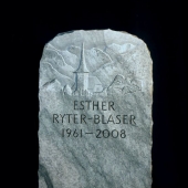 Grabstein 057