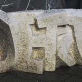 JETZT aus Spanischem Kalkstein