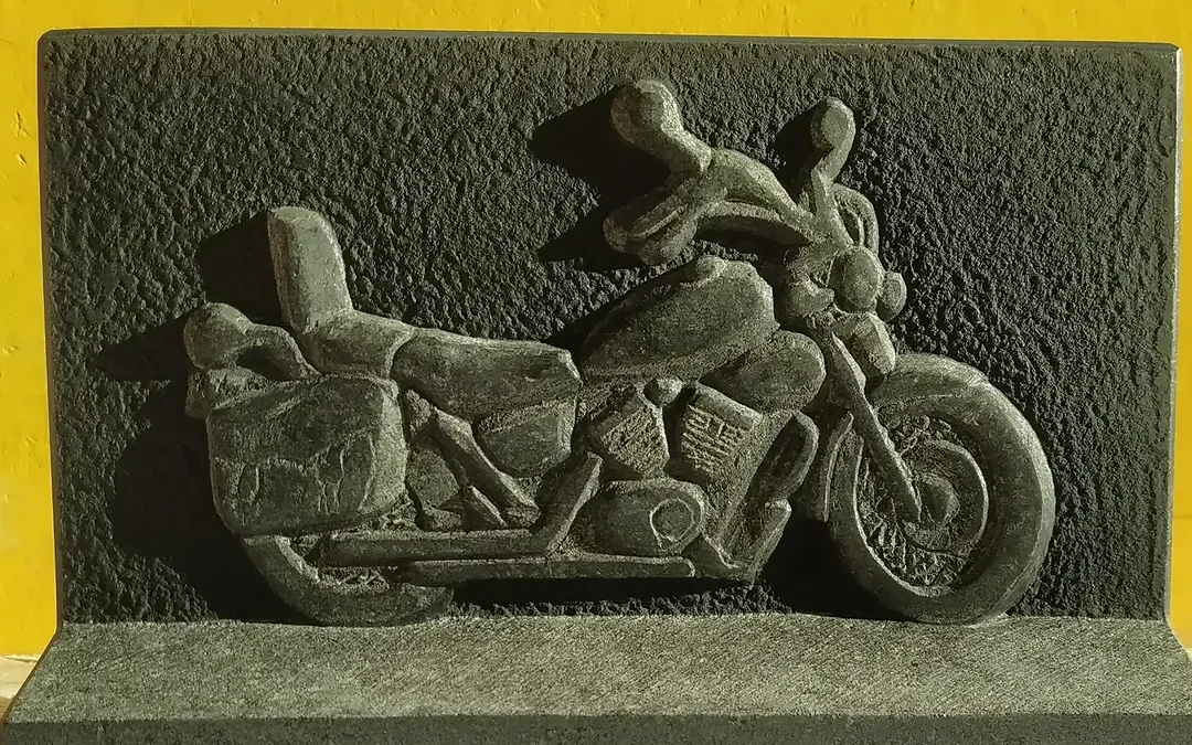 Yamaha Virago Relief in Nero Assoluto